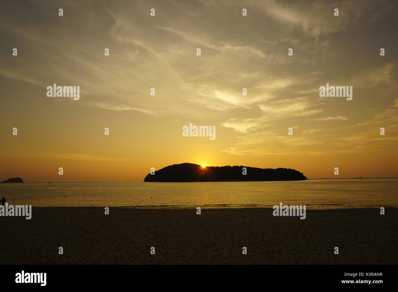 Beach_holiday hi-res stock photography and images - Alamy