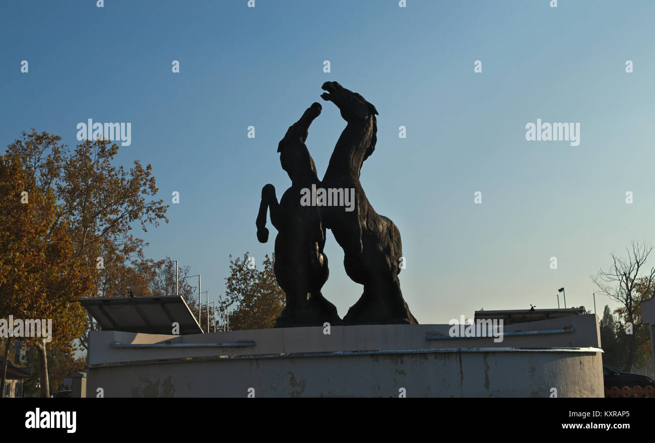 Statue horse legs hires stock photography and images Alamy