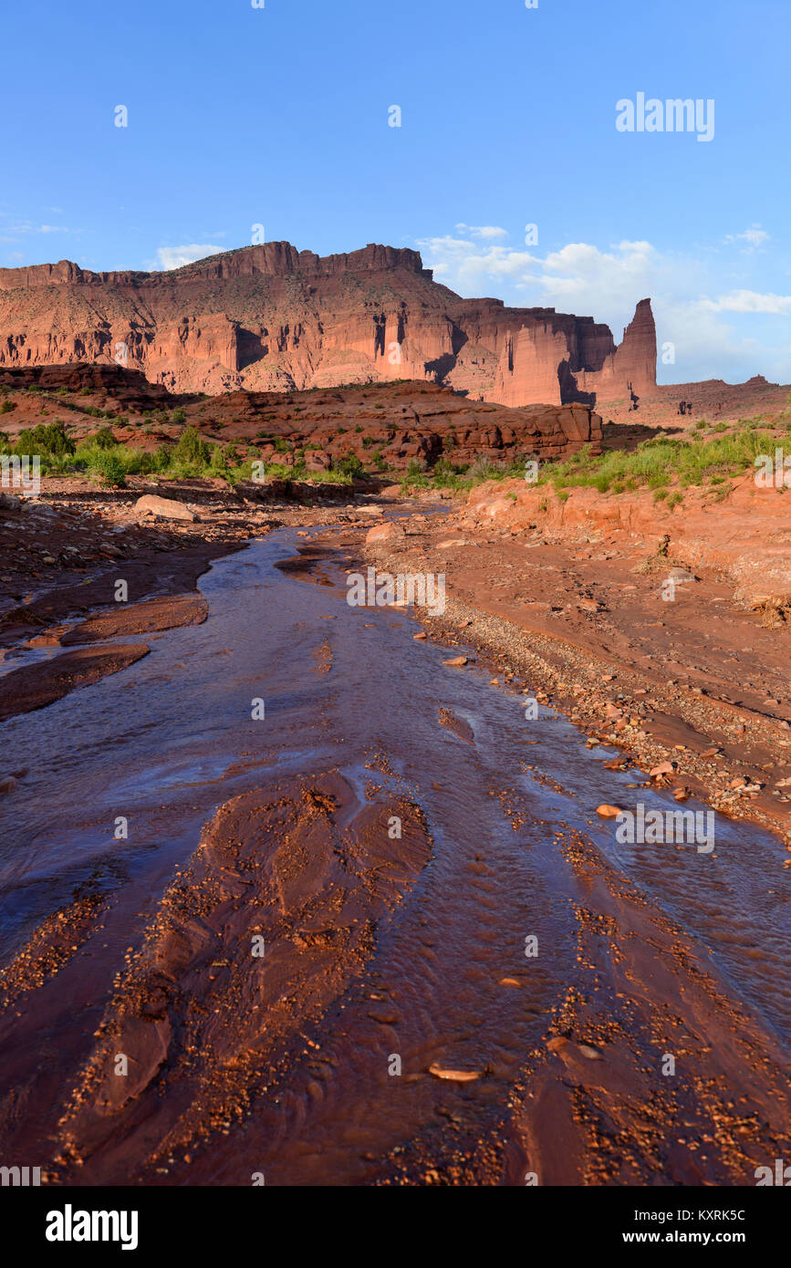 Sunset at Fisher Towers – Vertical - A Springtime sunset at Onion Creek, near the Fisher Towers. Colorado River Scenic Byway, Moab, Utah, USA. Stock Photo