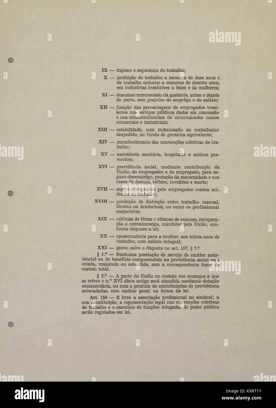 Page 66 of the 1967 Constitution of Brazil, outlining legal statutes ...