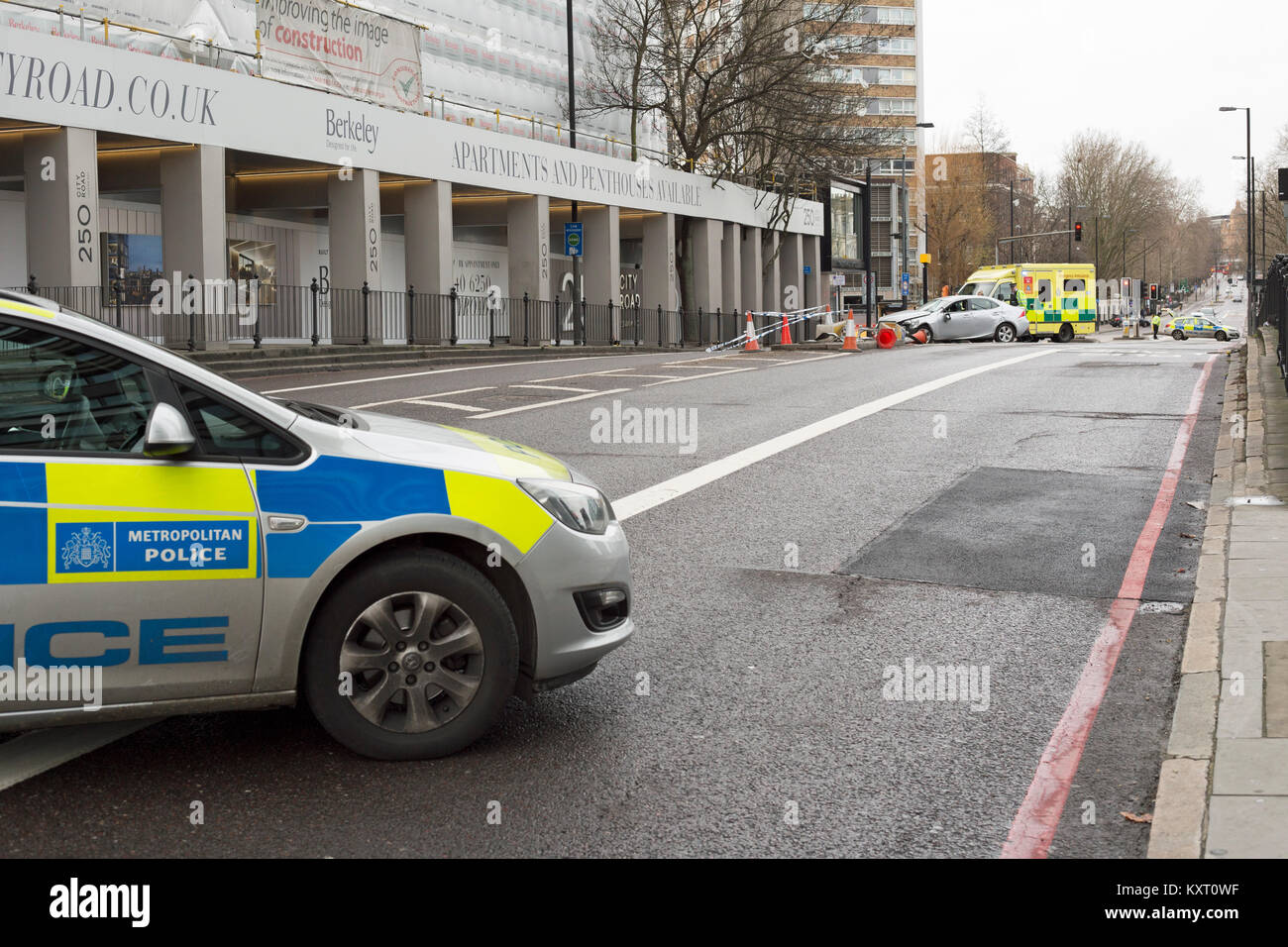 Crime scene markings hires stock photography and images Alamy