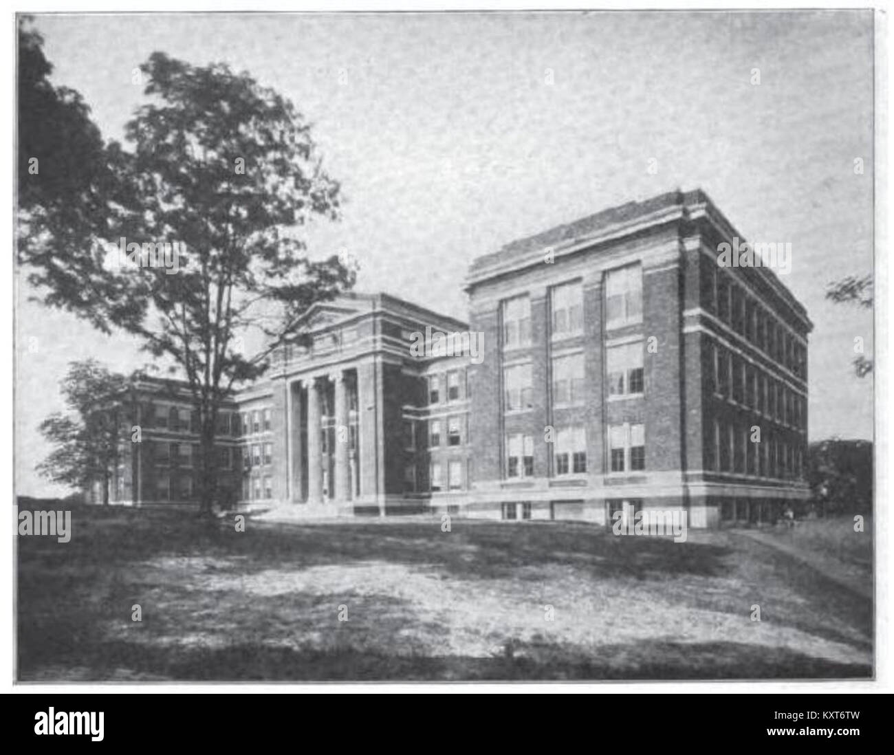 University of cincinnati engineering hires stock photography and