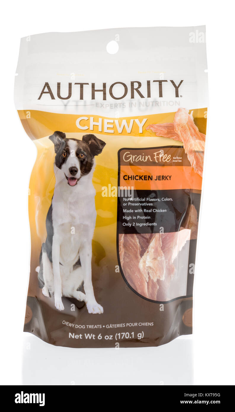 Chewy pet hi res stock photography and images Alamy