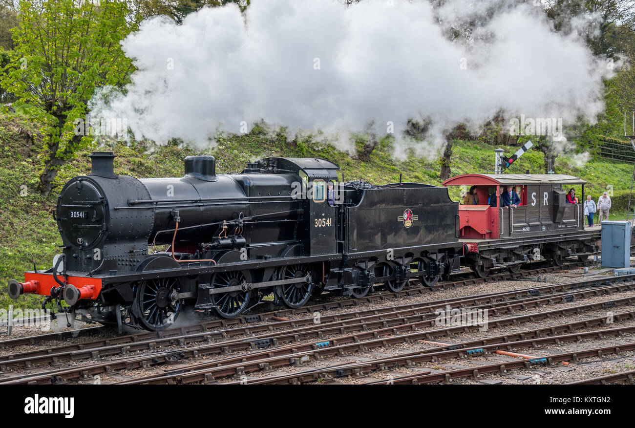 The Maunsell Q-Class at Horsted Keynes on the Bluebell Railway giving ...