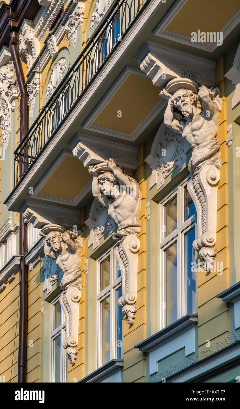 Atlantes statue detail hi-res stock photography and images - Alamy