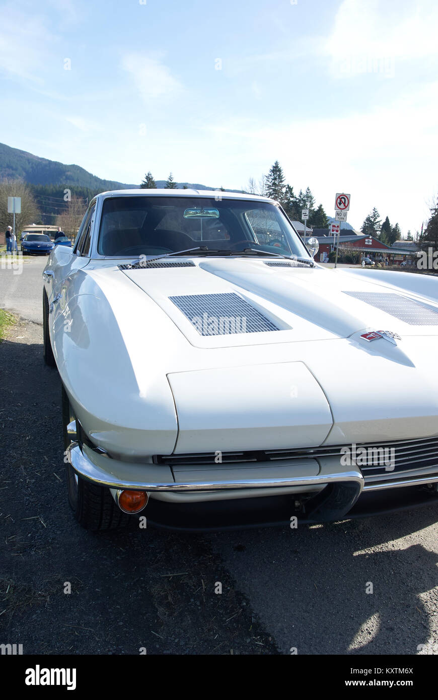 Rare split window corvette hires stock photography and images Alamy