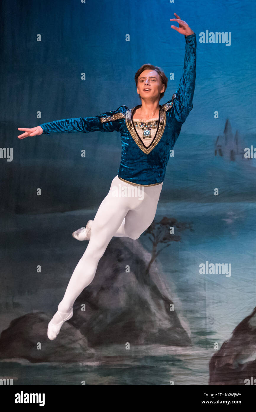 Oydin Yusupova bilan jinsiy aloqa