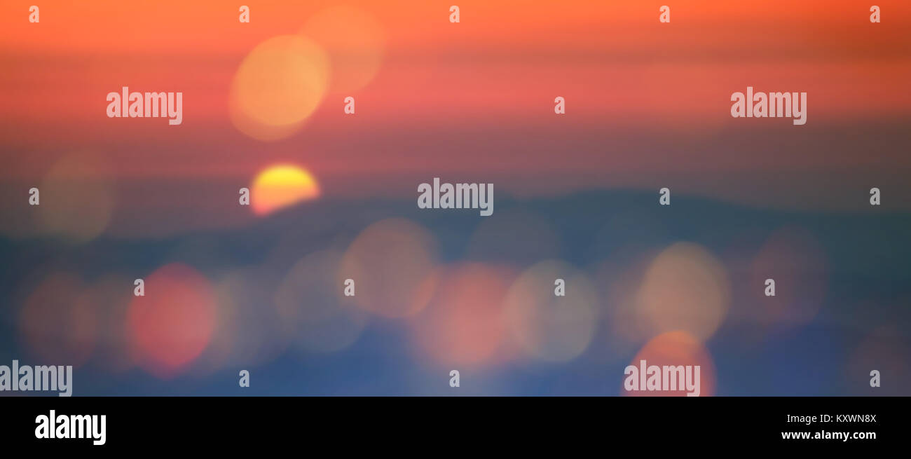Road defocused light night tree hi-res stock photography and images - Alamy