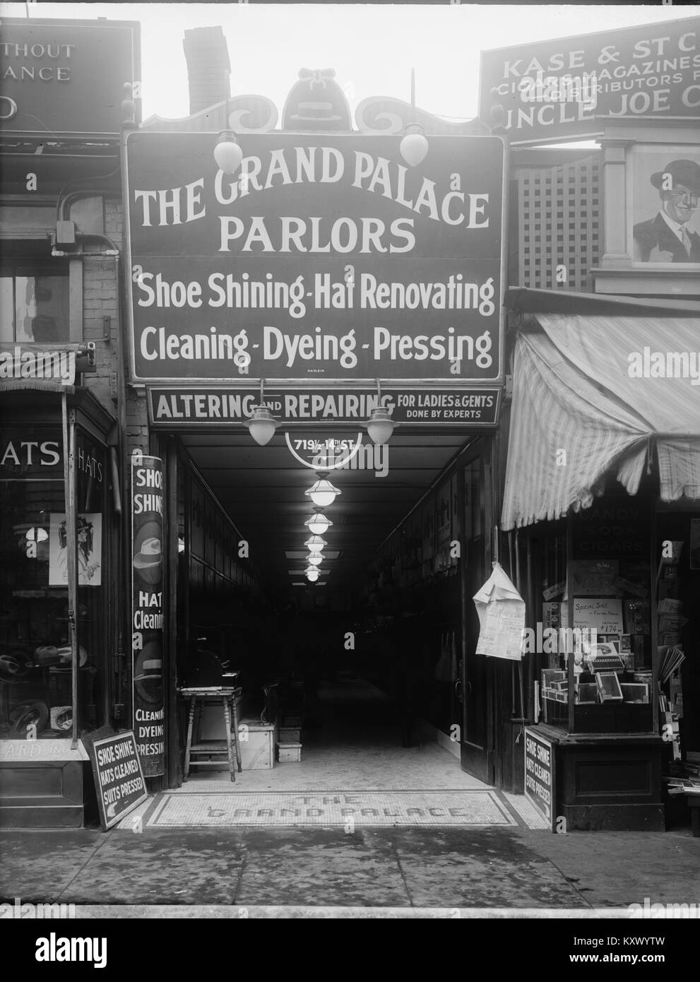 Grand Palace Shoe Shine, Cleaning, Dying & Pressing;  Hats Blocked Stock Photo