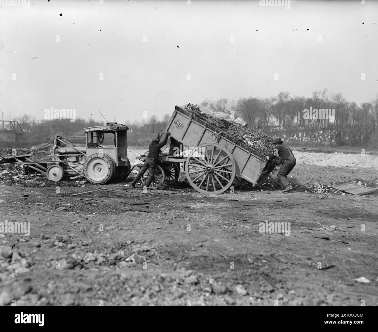 Dump trucks truck Black and White Stock Photos & Images Alamy