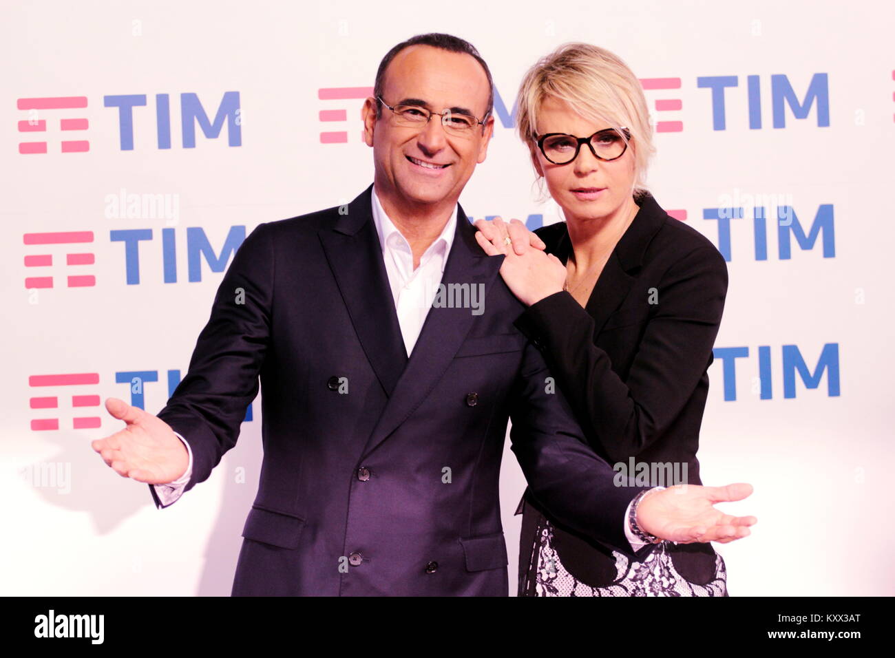 Carlo Conti e maria de Filippi, photocall Festival di Sanremo 2017.Conferenza stampa presso sala Roof del teatro Ariston. Stock Photo