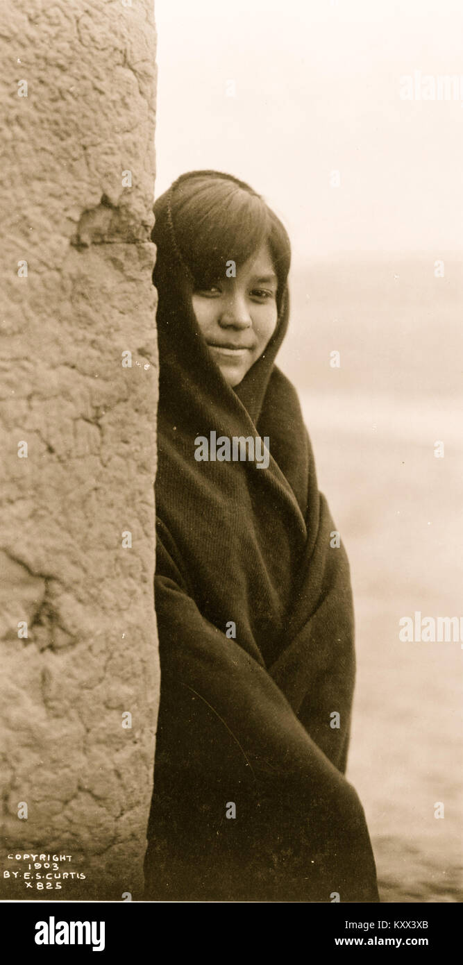 Zuni girl hires stock photography and images Alamy