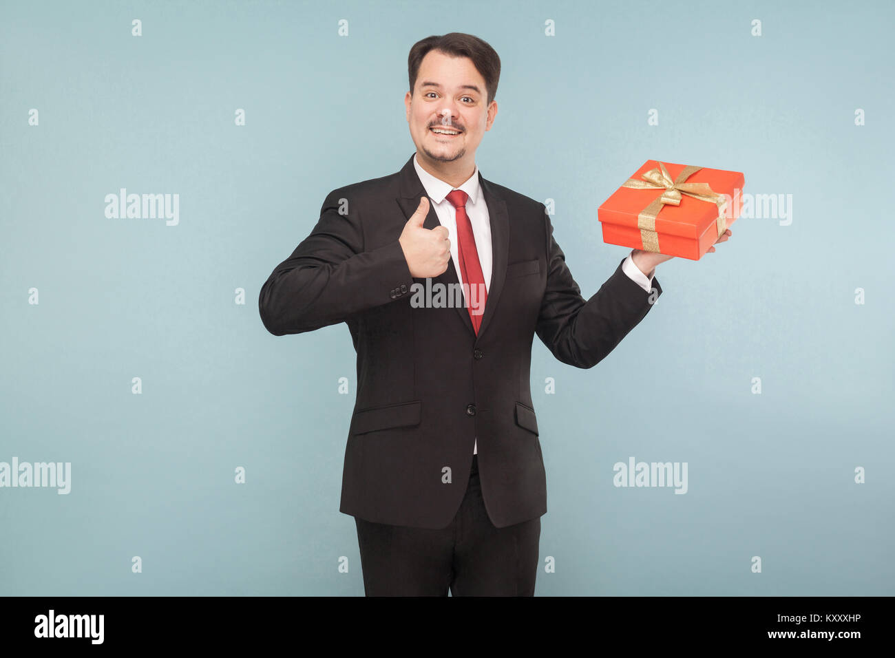 Happy black man thumbs up hi-res stock photography and images - Alamy