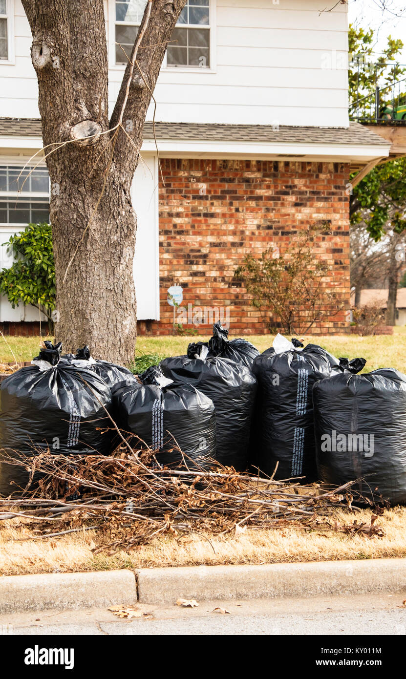 Garbage bags usa street hires stock photography and images Alamy