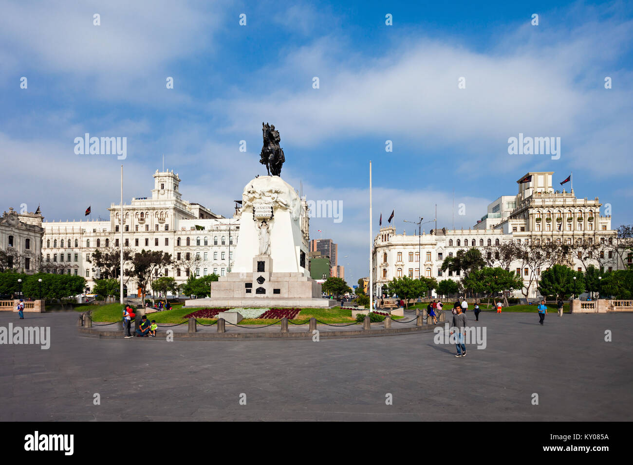 LIMA, PERU - MAY 10, 2015: Monument to Jose de San Martin on the Plaza ...