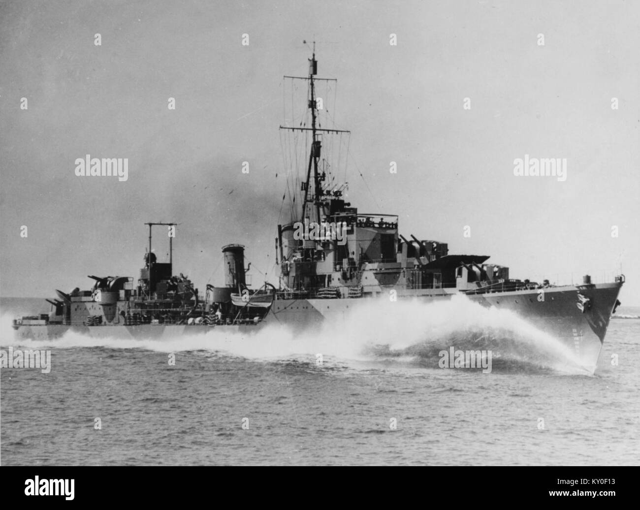 Australian navy ship construction hi-res stock photography and images ...
