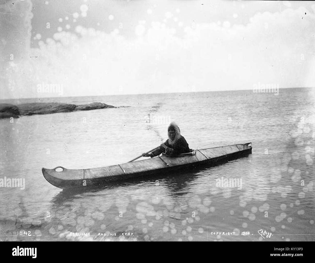 Eskimo in kayak, probably Alaska, 1900 (HEGG 292 Stock Photo Alamy