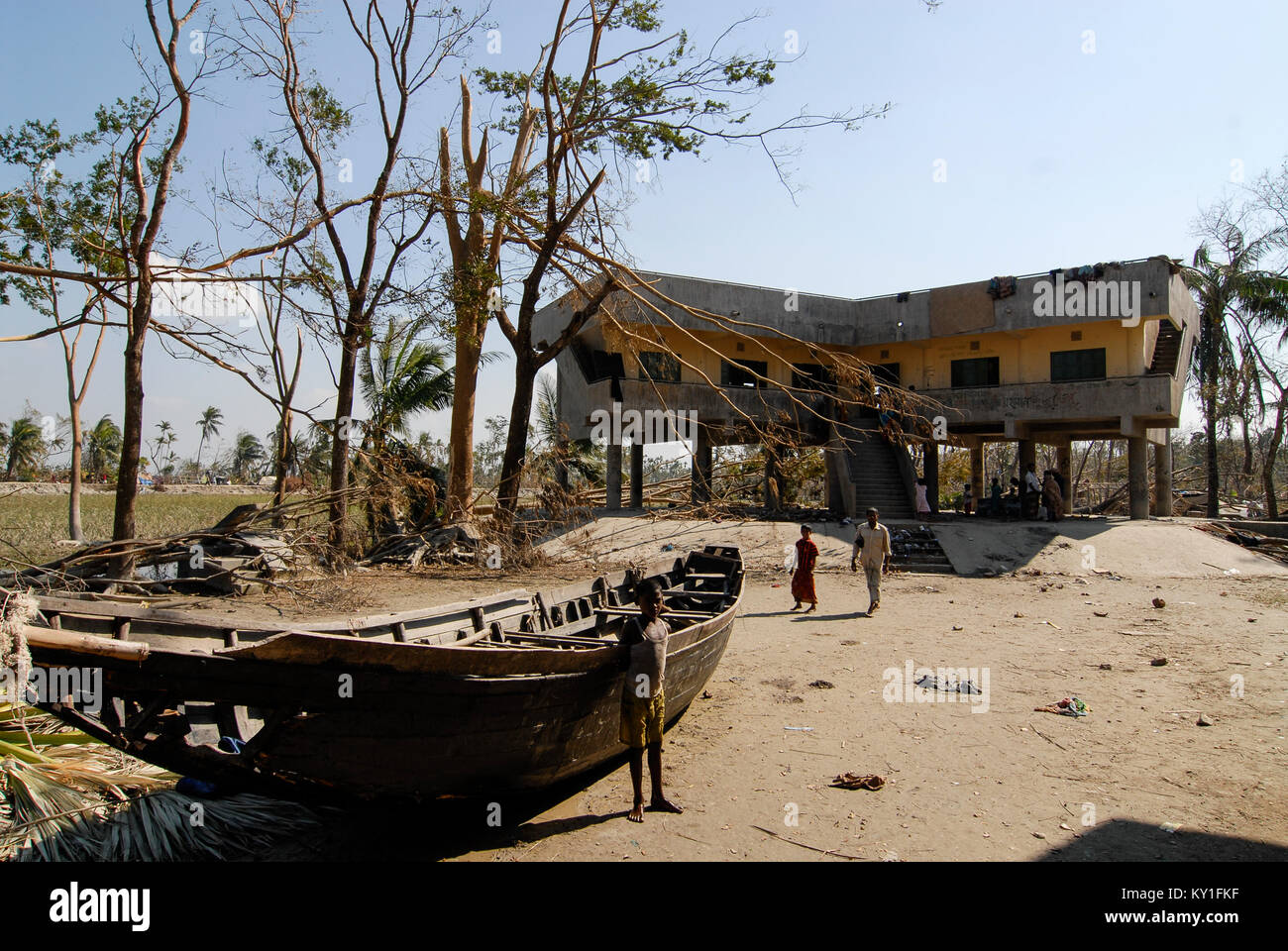Bangladesh cyclone shelter hi-res stock photography and images - Alamy