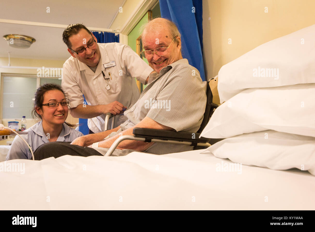 Magnolia Unit, Enfield Health. A short-term in-patient service focusing on  preventing avoidable admissions to acute hospitals where a patient cannot b  Stock Photo - Alamy