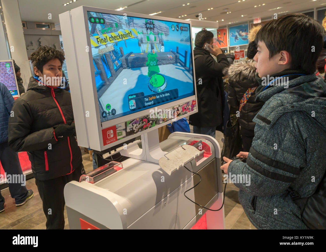 Game Lovers In Nintendo World Try Out The Nintendo Switch Consoles In Rockefeller Center In New York On Saturday December 30 17 The Nintendo Switch Is A Big Hit For The Company