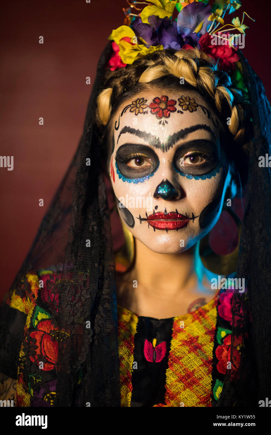 Wearing Day of the Dead makeup, Hollywood Boulevard, Los Angeles ...
