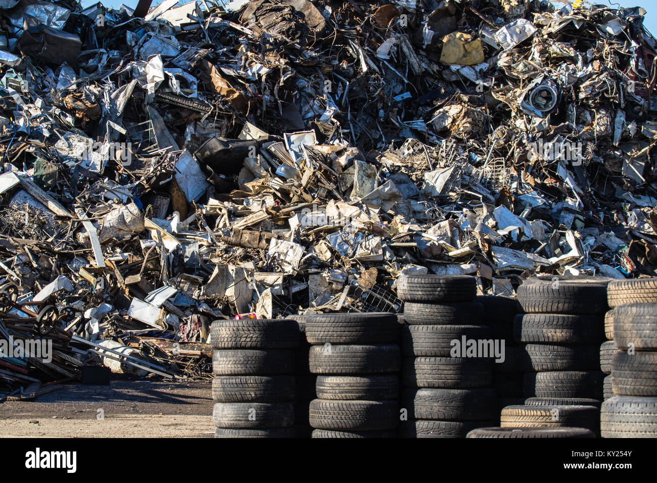 recycling tires and recyclables at recycling facility Stock Photo Alamy