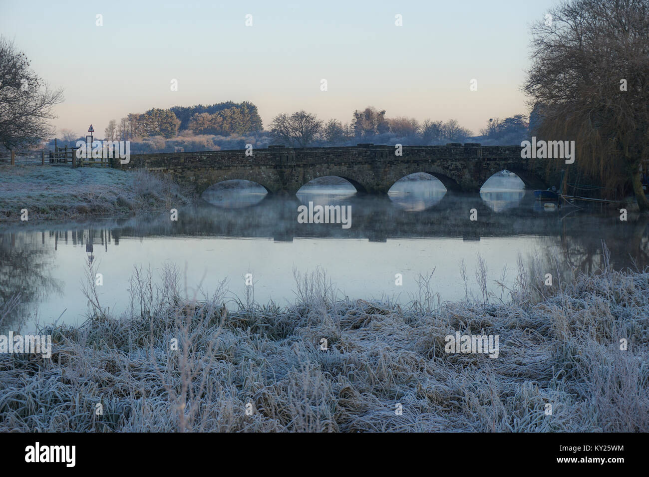 River over the Arun on a freezing morning Stock Photo - Alamy