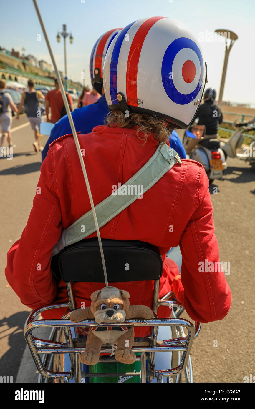 Mods rockers brighton hires stock photography and images Alamy