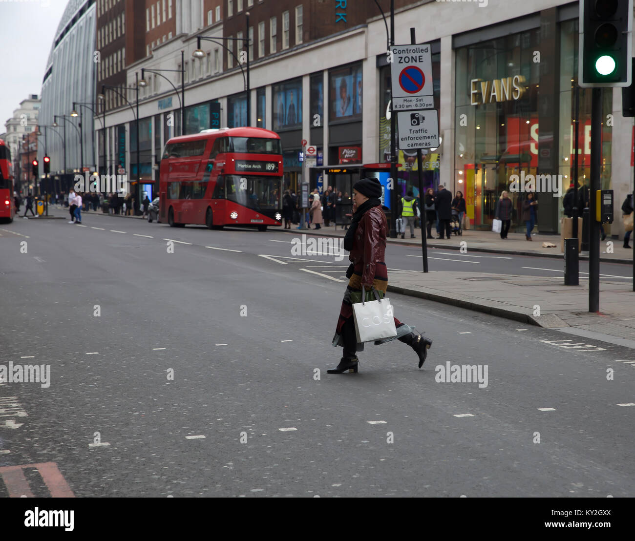 London, UK. 12th Jan, 2018. Dull and Dismal Day in London Credit: Keith Larby/Alamy Live News Stock Photo
