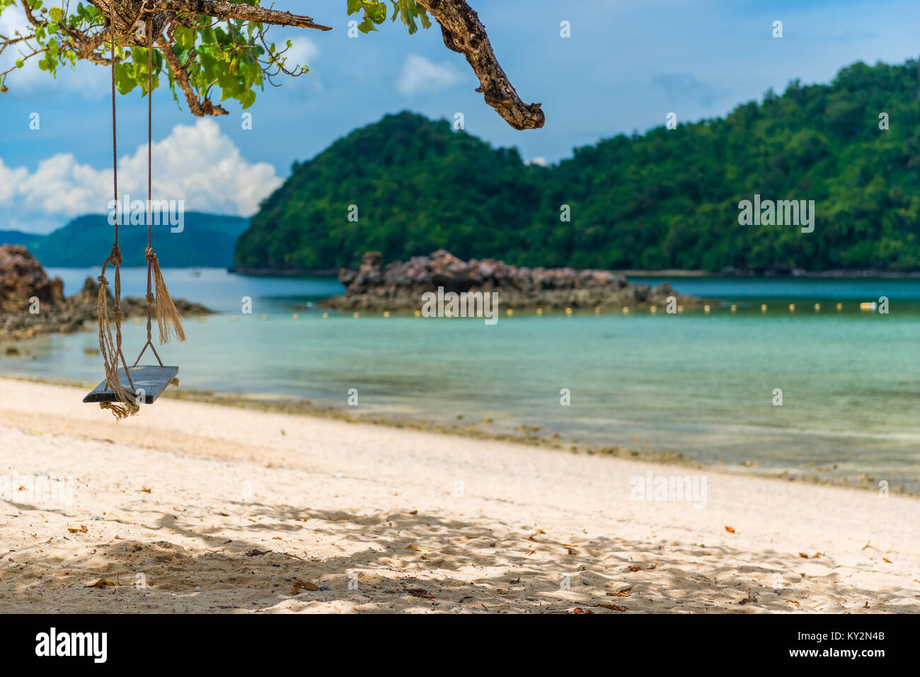 Beautiful empty beach sea hi-res stock photography and images - Alamy