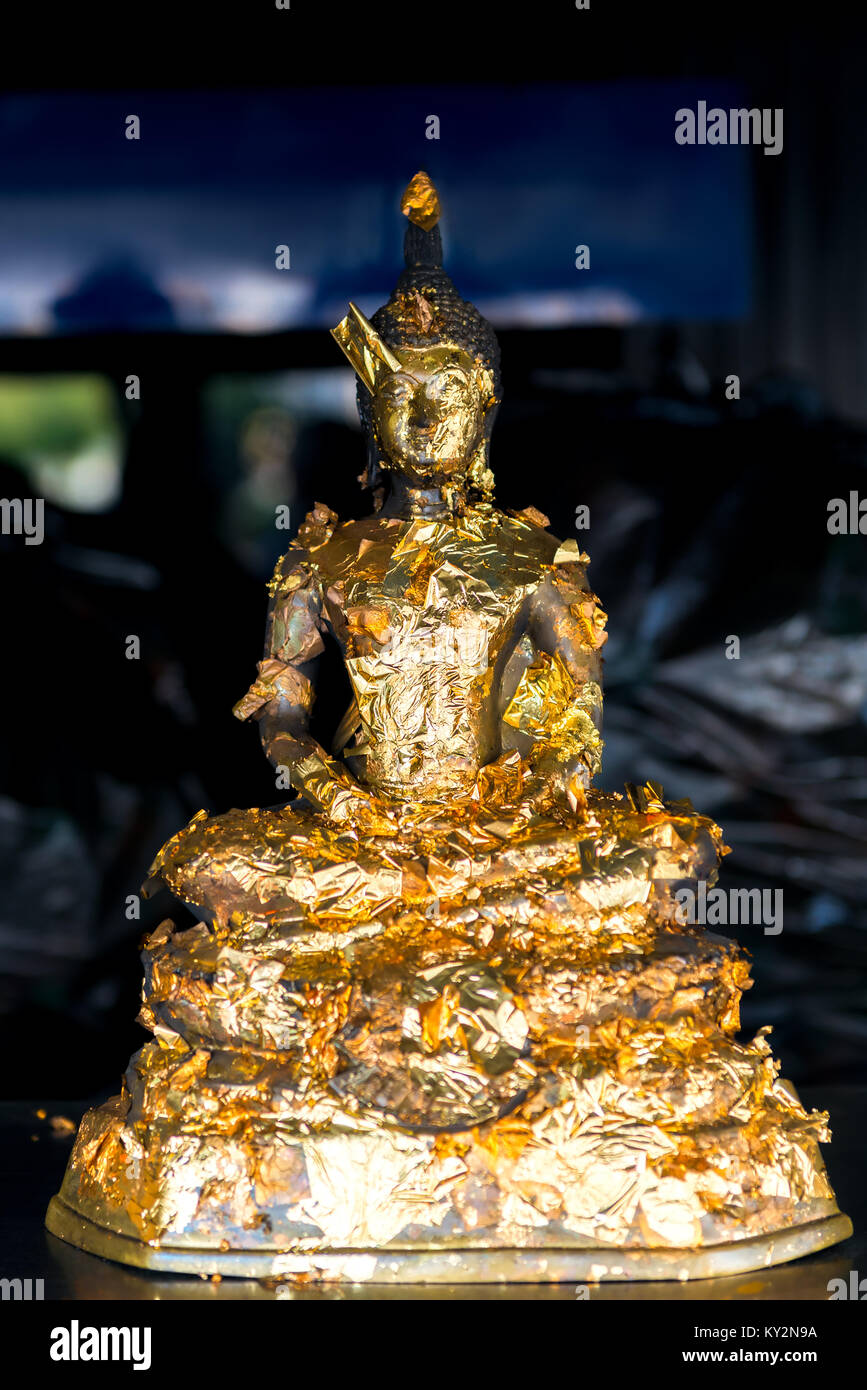 金の卵　置物　彫刻　フィギュア オークション “ザ・コノサーズ” ／ Lot2974 マイセン フィギュア