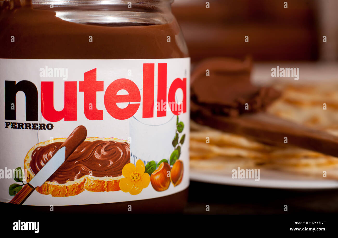 Download Nutella Jar High Resolution Stock Photography And Images Alamy Yellowimages Mockups