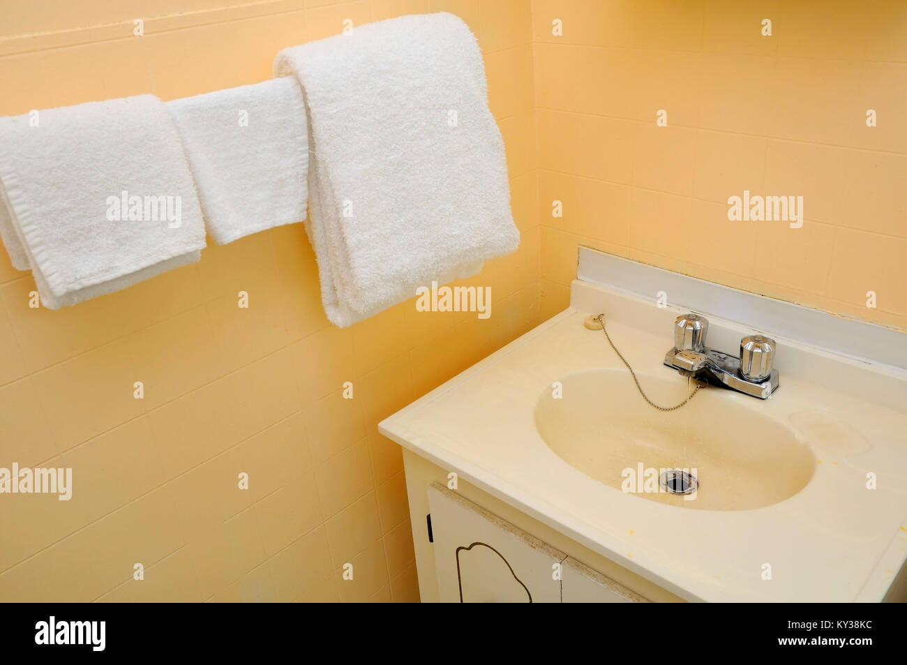 Wash Basin Hotel High Resolution Stock Photography and Images Alamy