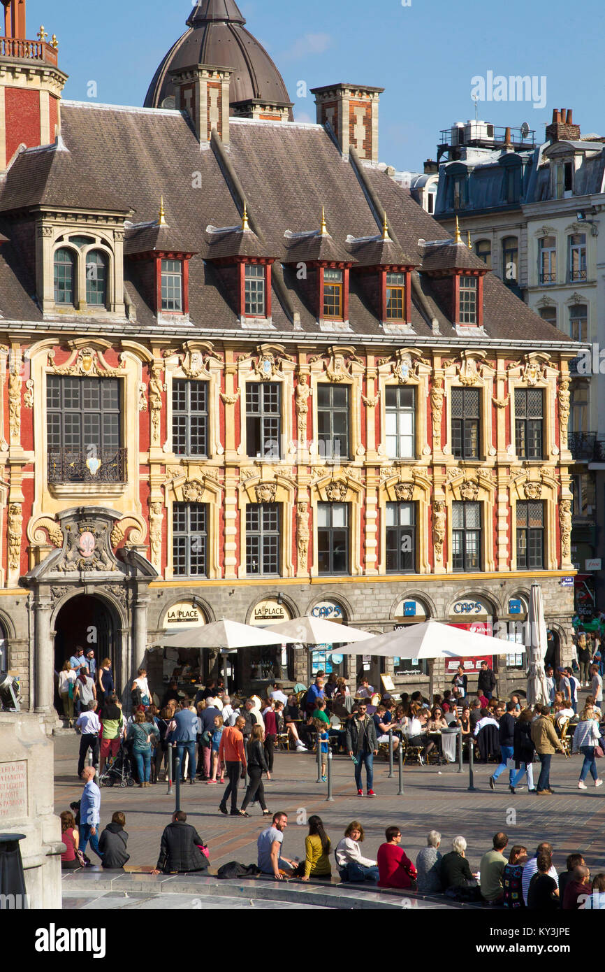 “Place du General de Gaulle' square or “Grand’place” in downtown Lille (northern France): Flemish-style stately buildings Stock Photo