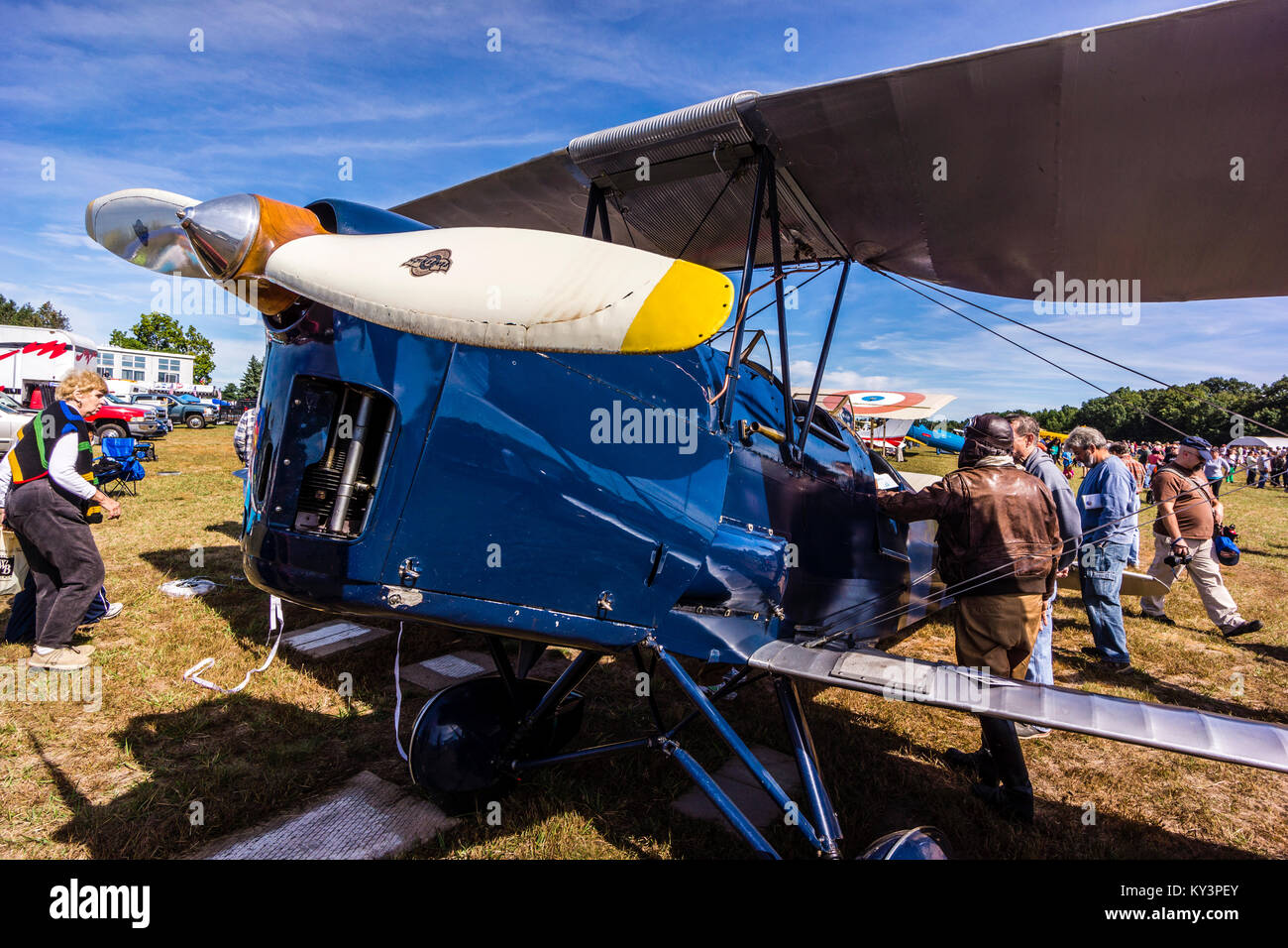 Simsbury FlyIn and Car Show Simsbury Airport Simsbury, Connecticut