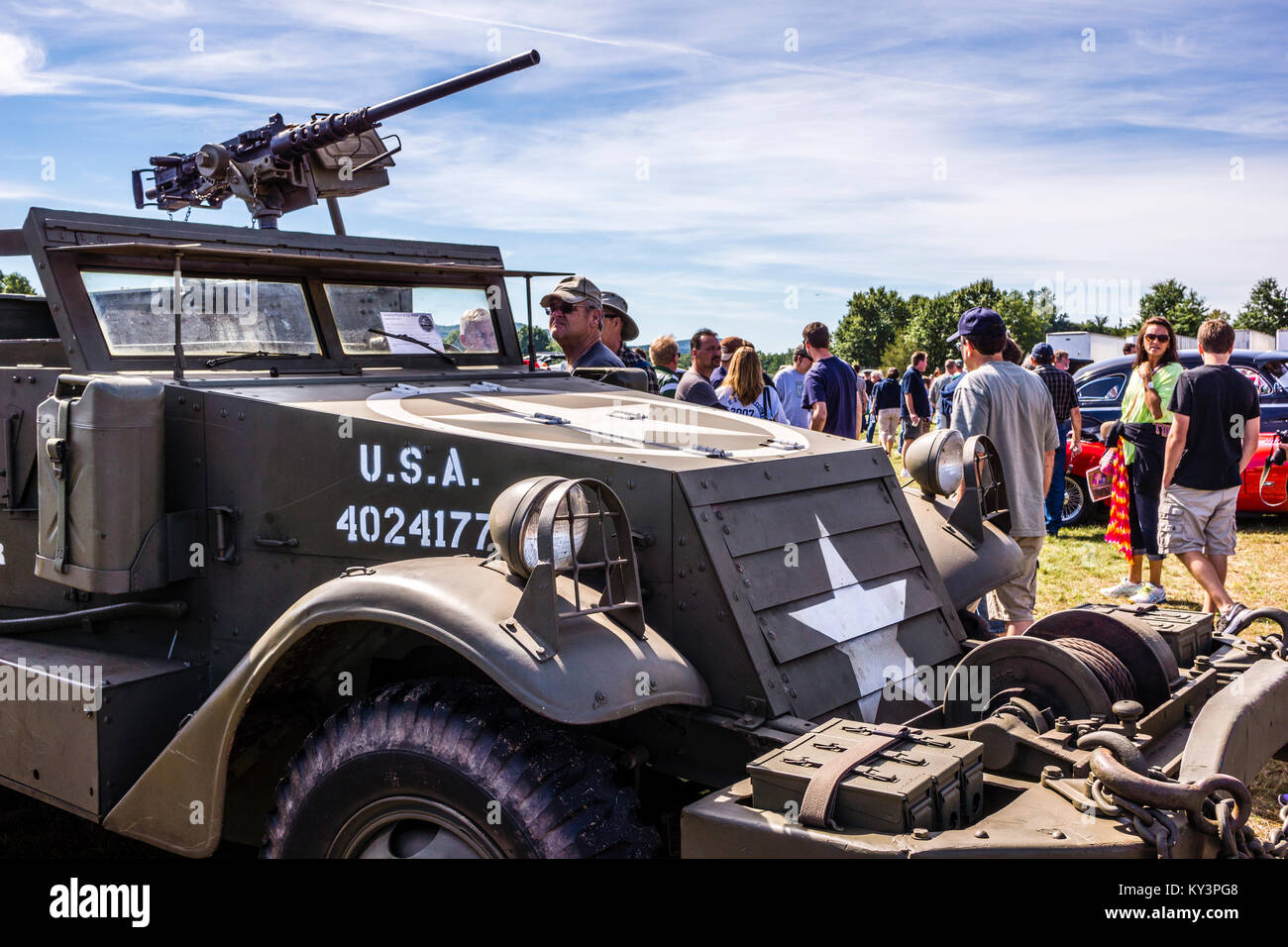 Simsbury FlyIn and Car Show Simsbury Airport Simsbury, Connecticut