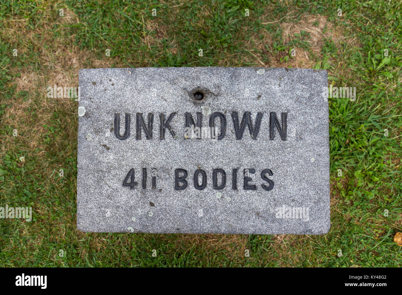 Grave of 411 Unknowns, Gettysburg National Cemetery (Soldiers National Cemetery), Gettysburg, Pennsylvania, United States. Stock Photo