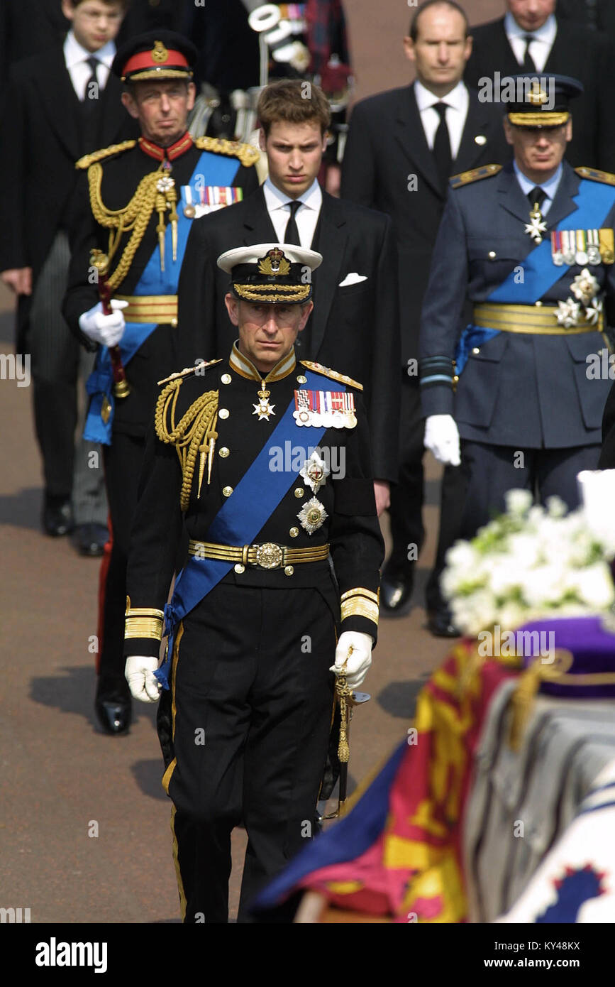 The coffin carrying the Queen Mother departs from St. James Palace, followed by members of the Royal Family. Stock Photo