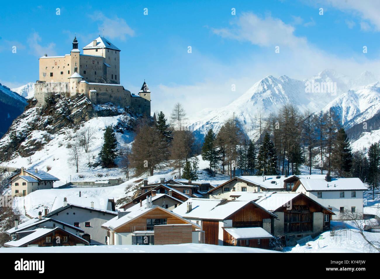 Schweiz Engadin Tarasp Bei Bad Scuol Schloss Tarasp Stock Photo Alamy schweiz-engadin-tarasp-bei-bad-scuol-schloss-tarasp-stock-photo-alamy