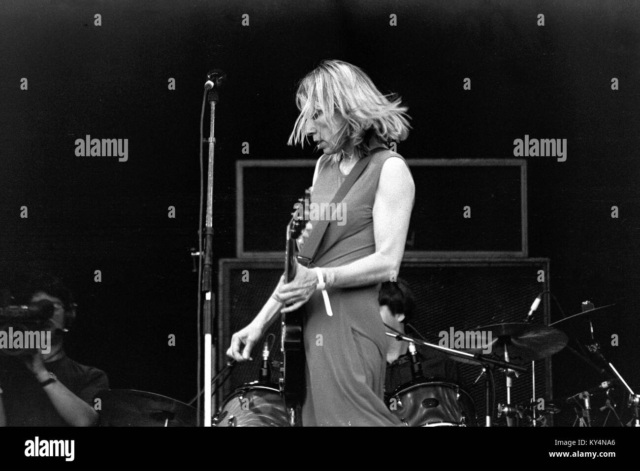 Kim Gordon Black And White Stock Photos Images Alamy
