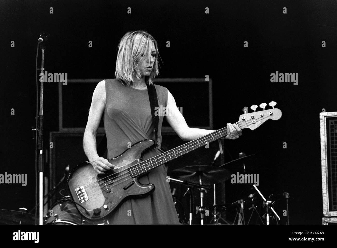 Kim gordon singer Black and White Stock Photos & Images - Alamy
