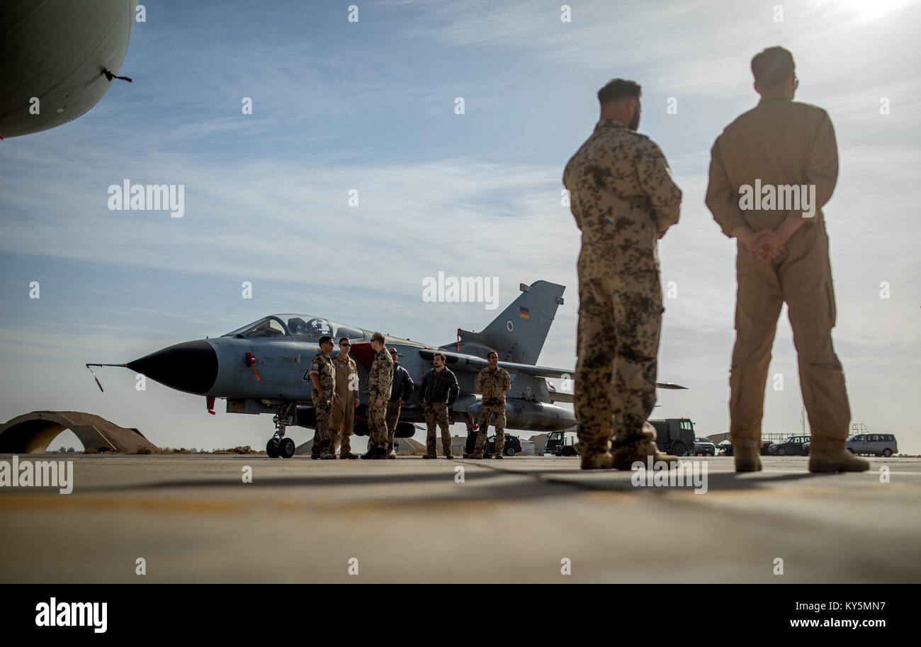 Azraq airbase hi-res stock photography and images - Alamy