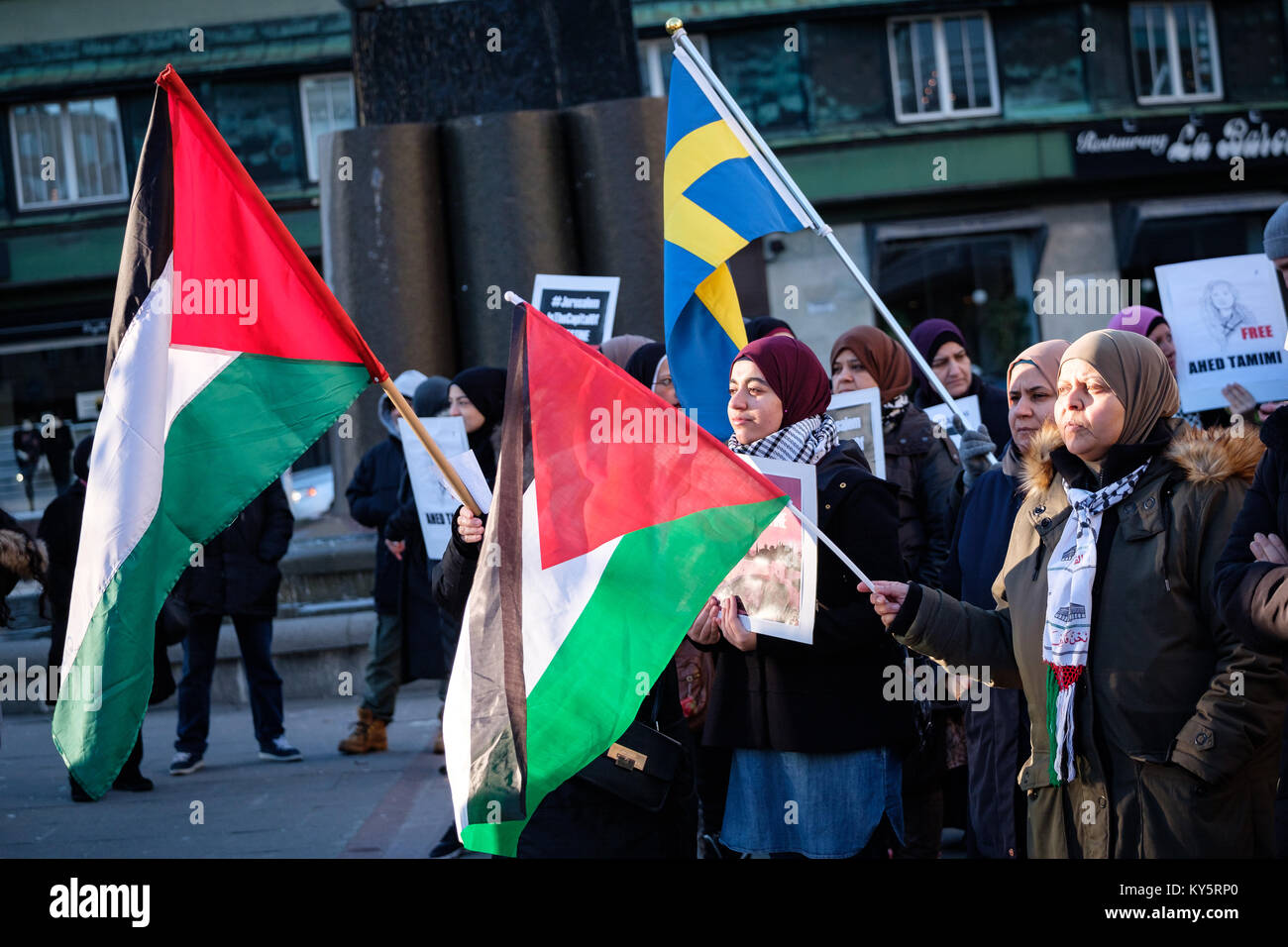 January 7, 2018 - MalmÃ, SkÃ¥ne, Sweden - Palestinian flags are being displayed during the rally.Demonstration of protest against the decision of Donald Trump, in violation of the international right, to recognize Jerusalem as capital of Israel hosted in the city of Malmo. Credit: Magnus Persson/SOPA/ZUMA Wire/Alamy Live News Stock Photo