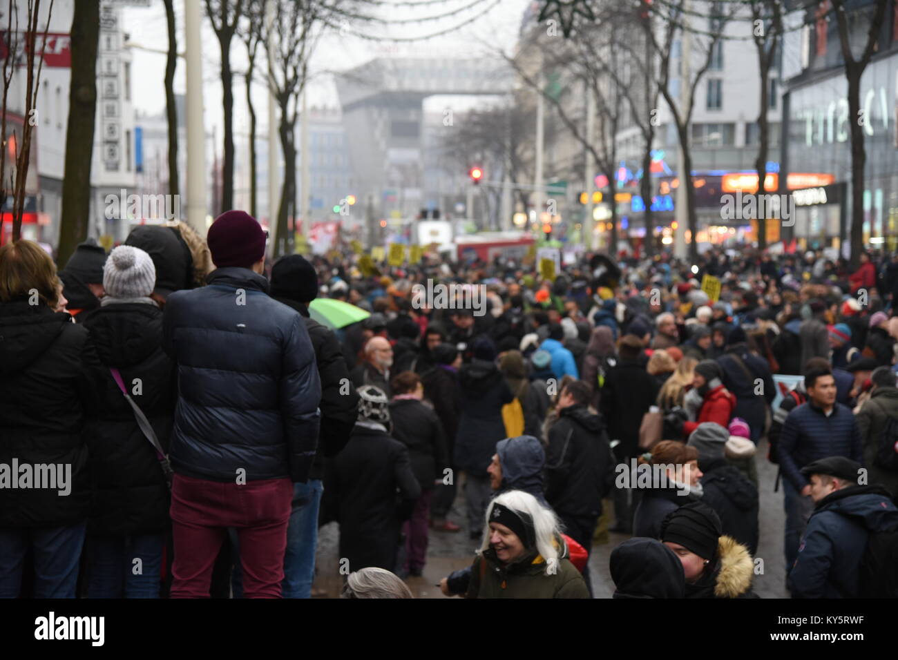 Vienna, Austria. 13th Jan, 2018. more than 20.000 people attend an anti-government demonstration. organisers speak of 70.000 participants. Credit: Vincent Sufiyan/Alamy Live News Stock Photo