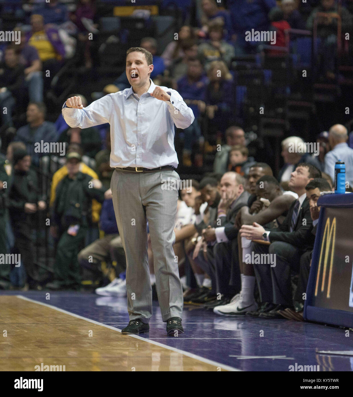 Lsu assembly center hires stock photography and images Alamy