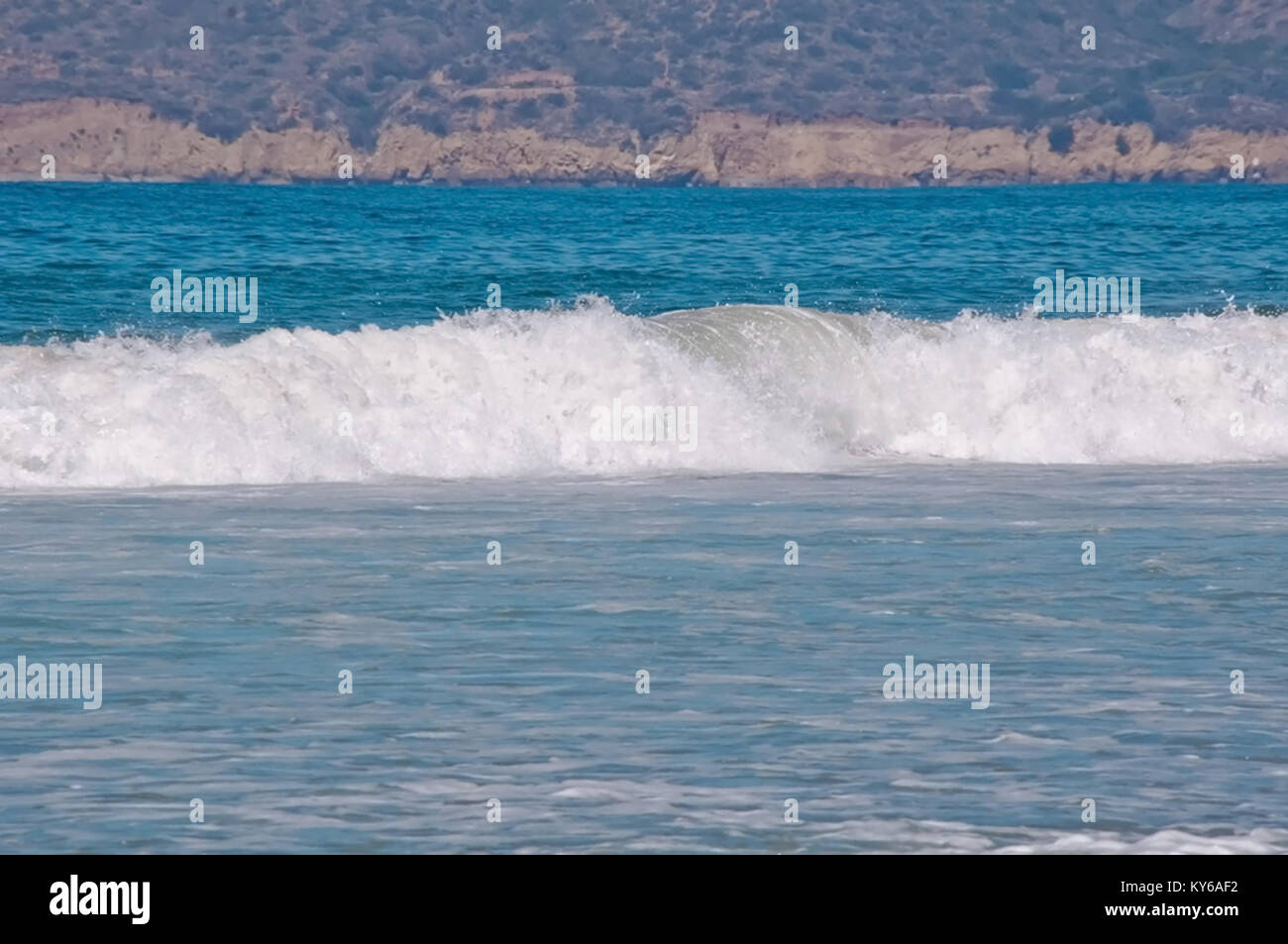 Breaking waves in the Pacific ocean at Coronado, California in the ...
