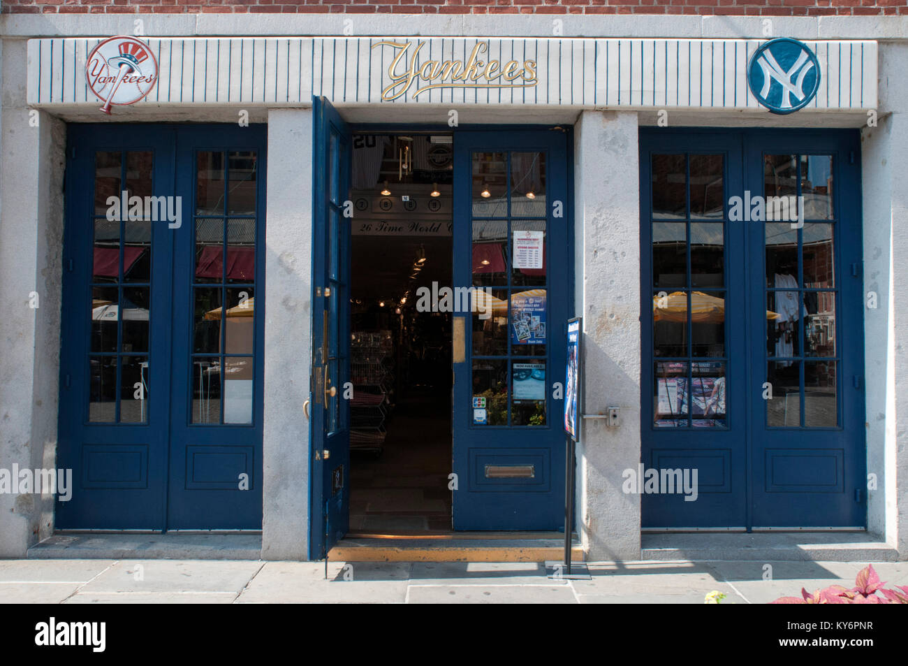 new york yankees shop manhattan