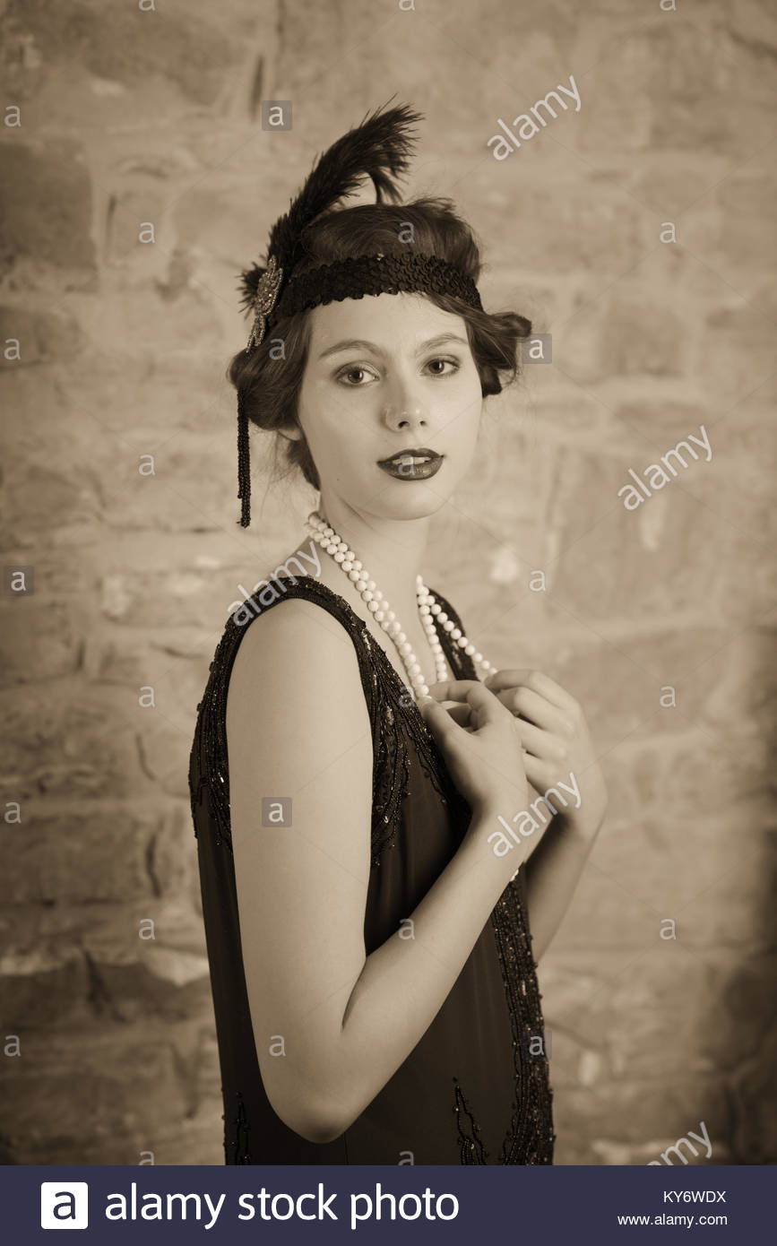white flapper style dress