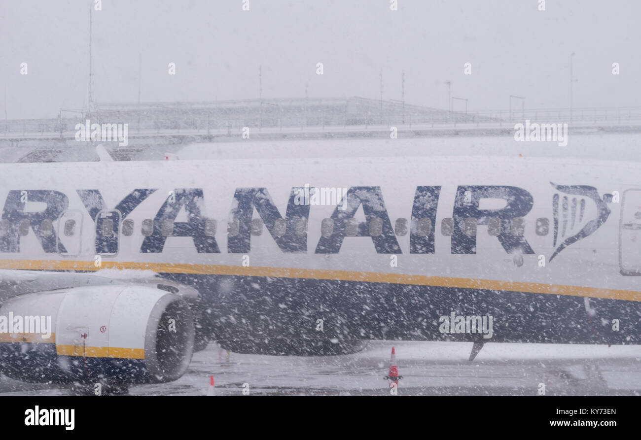 Ryanair plane grounded by poor weather at Stansted on 27th December, 2017 Stock Photo