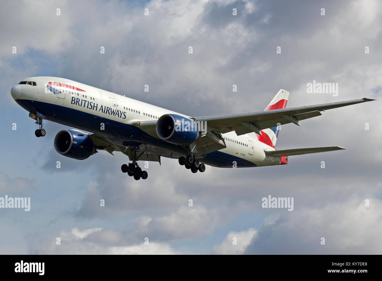 British Airways Boeing 777-236 G-VIIA landing at London, Heathrow Stock Photo